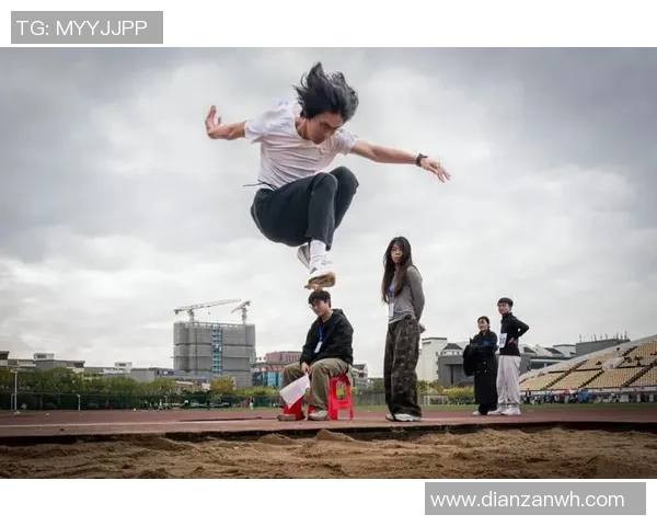 武汉飞盘队的拼搏之路:追寻梦想与团结的力量 武汉飞盘队的拼搏之路:追寻梦想与团结的力量